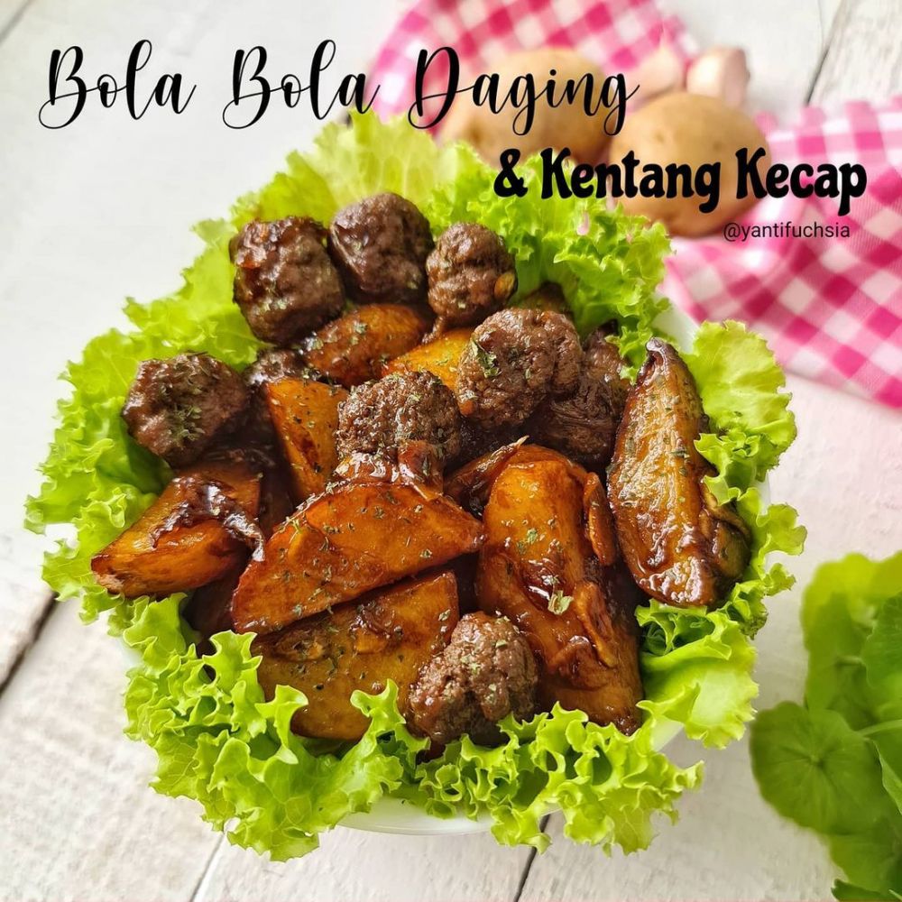 17 Resep bola daging berbagai bumbu untuk sahur, nikmat, simpel, dan menggugah selera