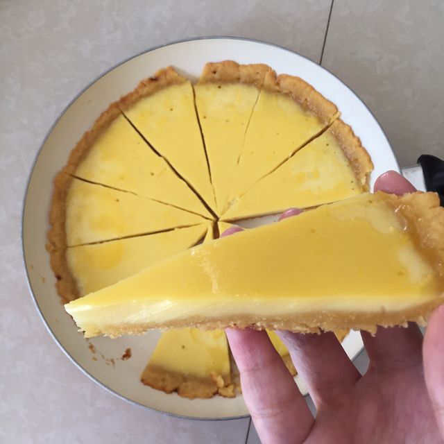 15 Resep kue basah tanpa mixer dan oven untuk Lebaran, legit, simpel, dan bikin nagih
