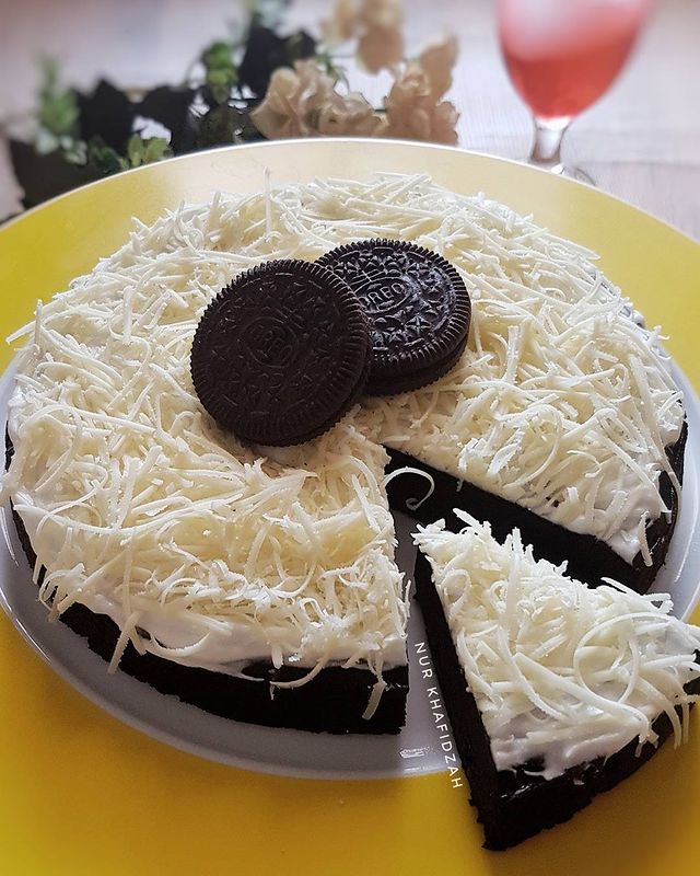 15 Resep kue basah tanpa mixer dan oven untuk Lebaran, legit, simpel, dan bikin nagih