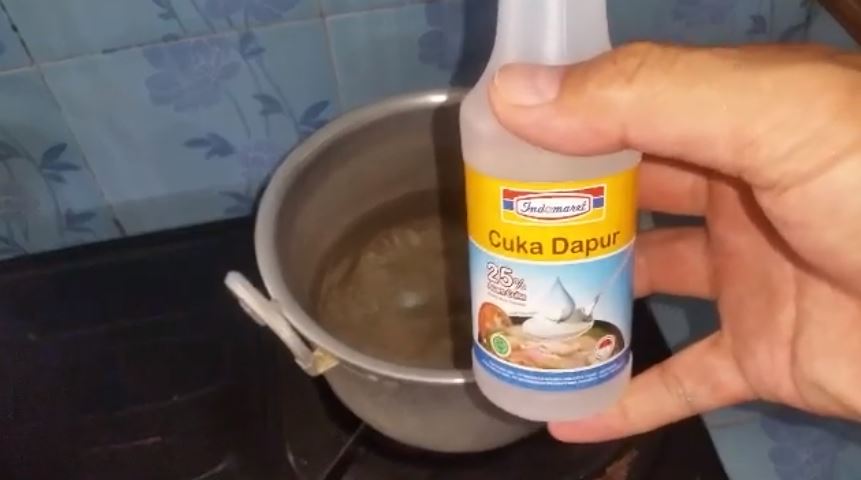 Modal Rp8.000, ini cara ampuh atasi WC mampet tanpa perlu dibongkar cuma pakai 2 bahan dapur