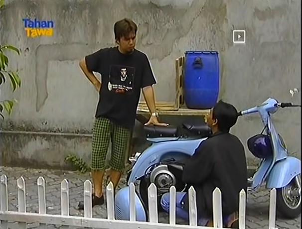 Ahmad Dhani di Bajaj Bajuri © YouTube Ahmad Dhani di Bajaj Bajuri © YouTube