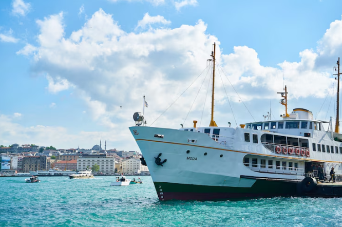 Tips beli tiket mudik Lebaran 2024 murah © Freepik