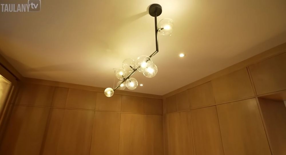 10 potret kamar Desta © 2024 brilio.net 10 potret kamar Desta © 2024 brilio.net