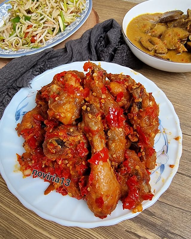 13 Resep menu buka puasa serba bumbu balado, enak, pedas, dan bikin nagih