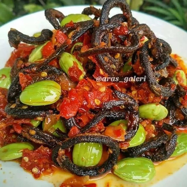 13 Resep menu buka puasa serba bumbu balado, enak, pedas, dan bikin nagih