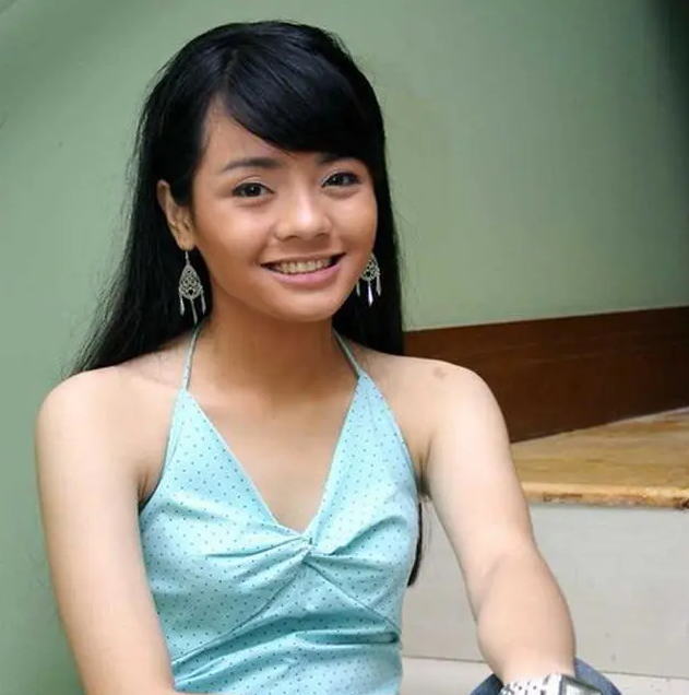 potret transformasi Gita Sinaga, bocah imut bintang FTV © 2024 brilio.net potret transformasi Gita Sinaga, bocah imut bintang FTV © 2024 brilio.net