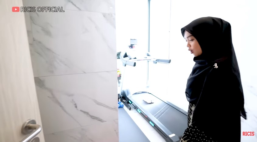 kamar Farida Nurhan ada ruang sauna © YouTube