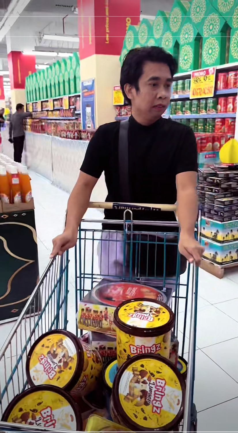 momen Mimi Peri bawa oleh-oleh Lebaran buat emak ini tuai pujian TikTok momen Mimi Peri bawa oleh-oleh Lebaran buat emak ini tuai pujian TikTok