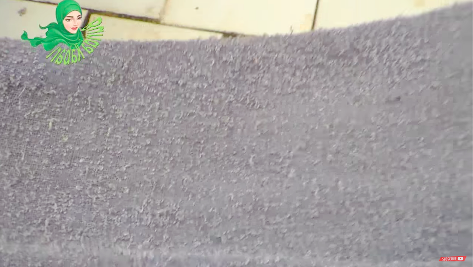 Bukan digosok sabun cuci piring, ini trik cuci handuk buluk jadi super bersih pakai 2 bahan dapur