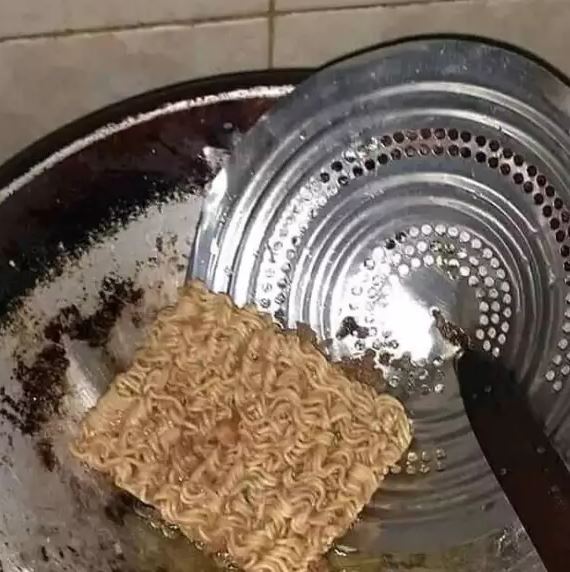 Potret kocak cara masak mi dari berbagai sumber