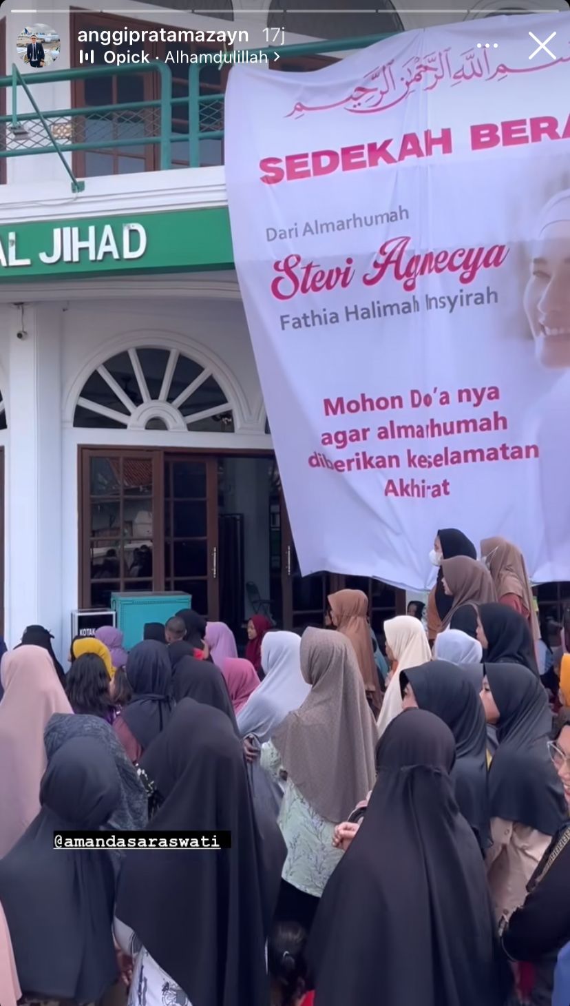 potret anggi bagikan beras amanat stevi © berbagai sumber potret anggi bagikan beras amanat stevi © berbagai sumber