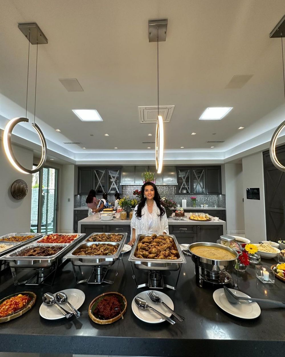 potret dapur Farah Quinn view-nya langsung bukit batu © 2024 brilio.net