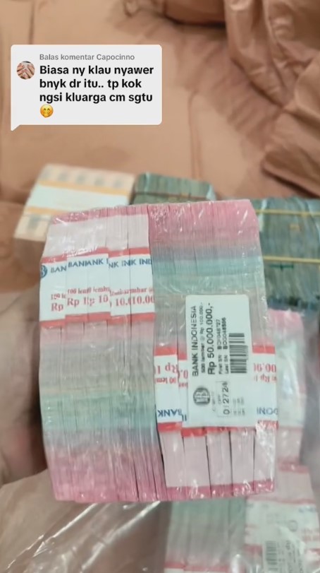 mira hayati bagi-bagi thr © 2024 brilio.net mira hayati bagi-bagi thr © 2024 brilio.net