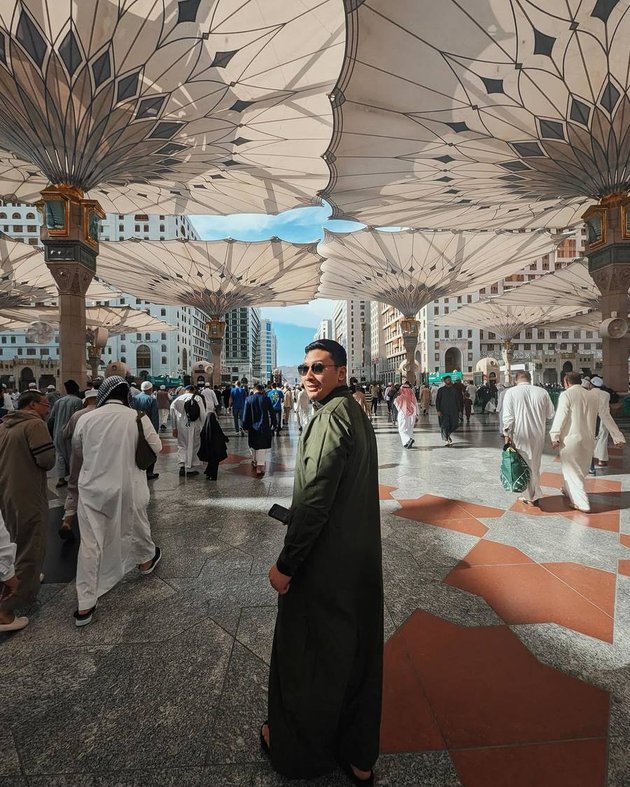 Darma umrah bareng Tommy Soeharto © Instagram