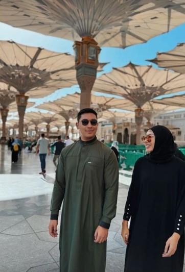 Darma umrah bareng Tommy Soeharto © Instagram