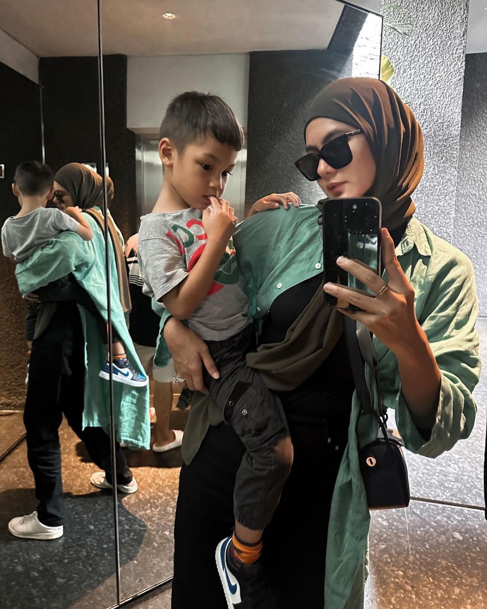 Mantap kenakan kerudung, begini potret Paula Verhoeven © 2024 brilio.net