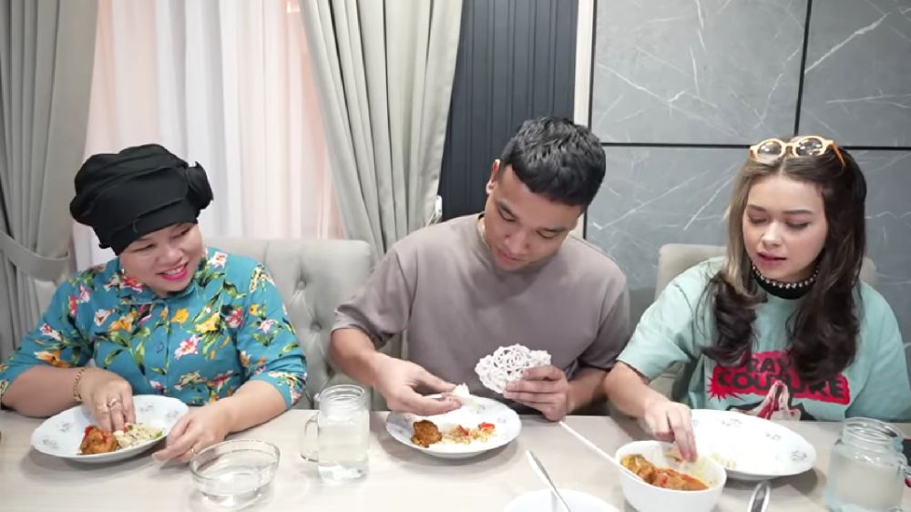 dapur oma gala dan haji faisal © 2024 brilio.net