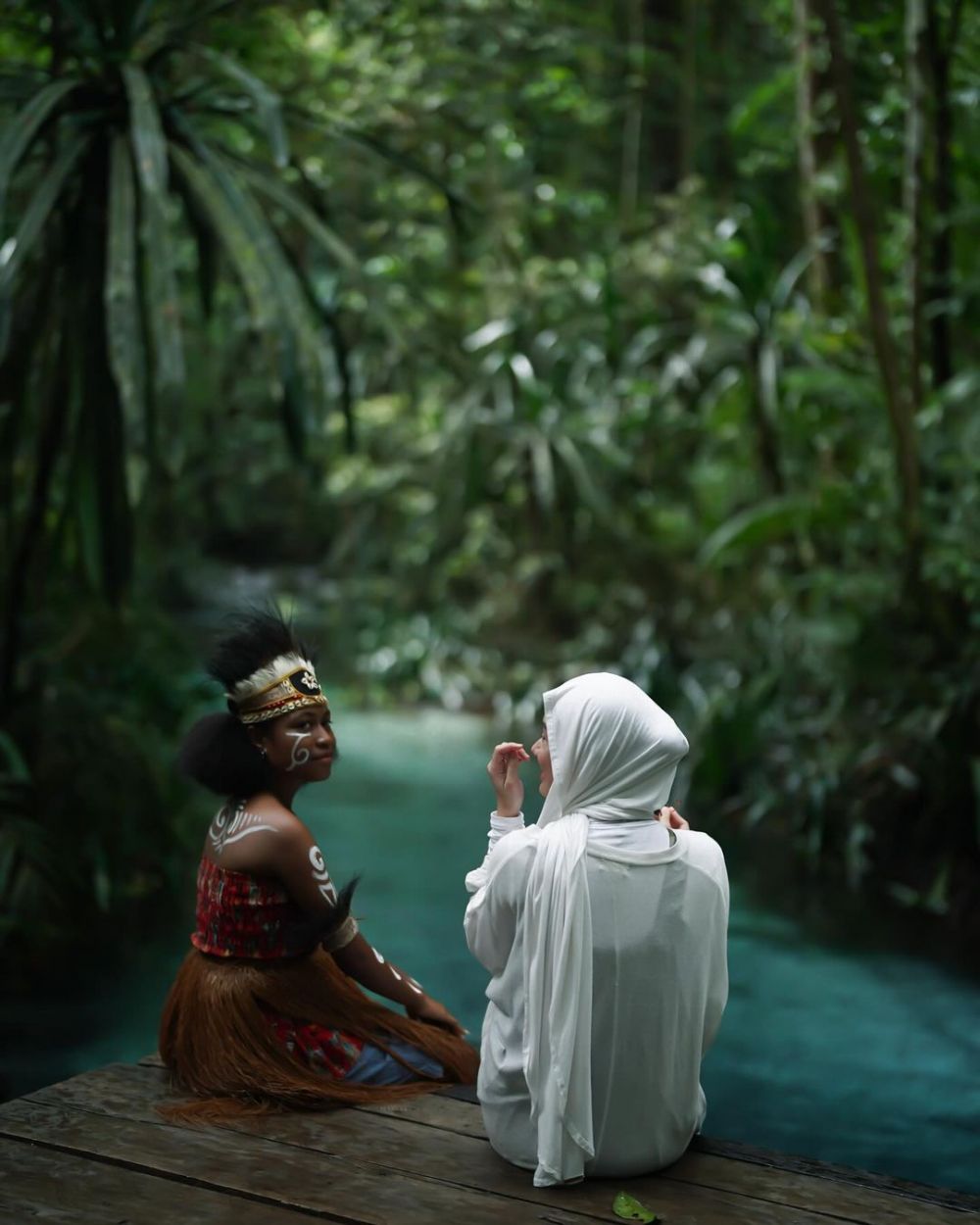 potret Dinda Hauw bareng gadis lokal bak filter AI © 2024 brilio.net