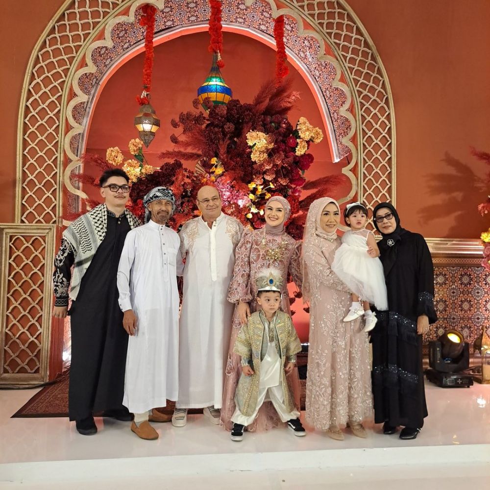 pesta ultah irish bella tema arabian night © 2024 brilio.net