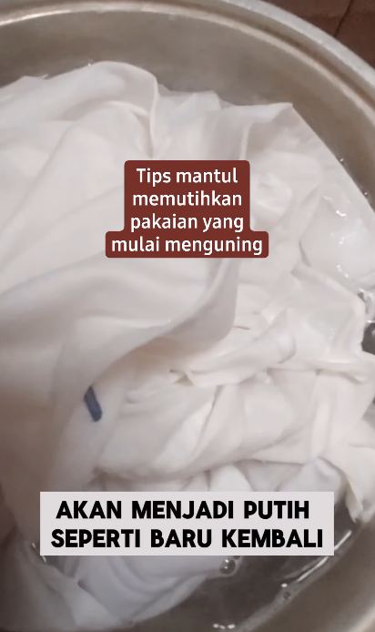 Bukan direndam pemutih, begini cara memutihkan baju kuning dan kusam cuma pakai 1 bahan dapur