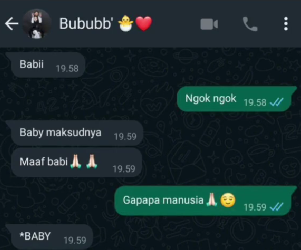 Chat lucu salah ketik suami istri dari berbagai sumber