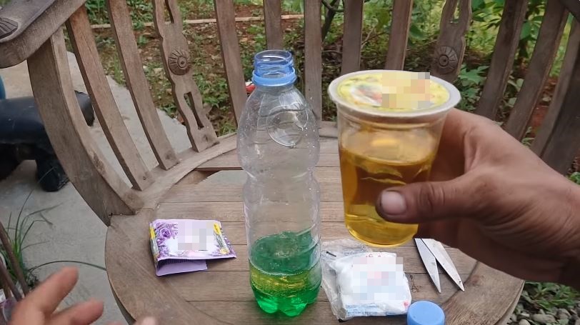 Modal Rp5.000, ini cara mengembalikan ban mobil kotor jadi kinclong dan kesat lagi pakai 2 bahan dapur