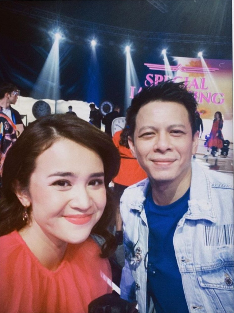 aktris cantik ketemu idola sesama seleb © berbagai sumber aktris cantik ketemu idola sesama seleb © berbagai sumber