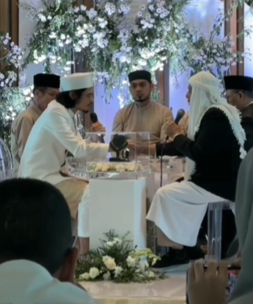 Momen pernikahan Virzha dengan wanita keturunan Arab © 2024 brilio.net