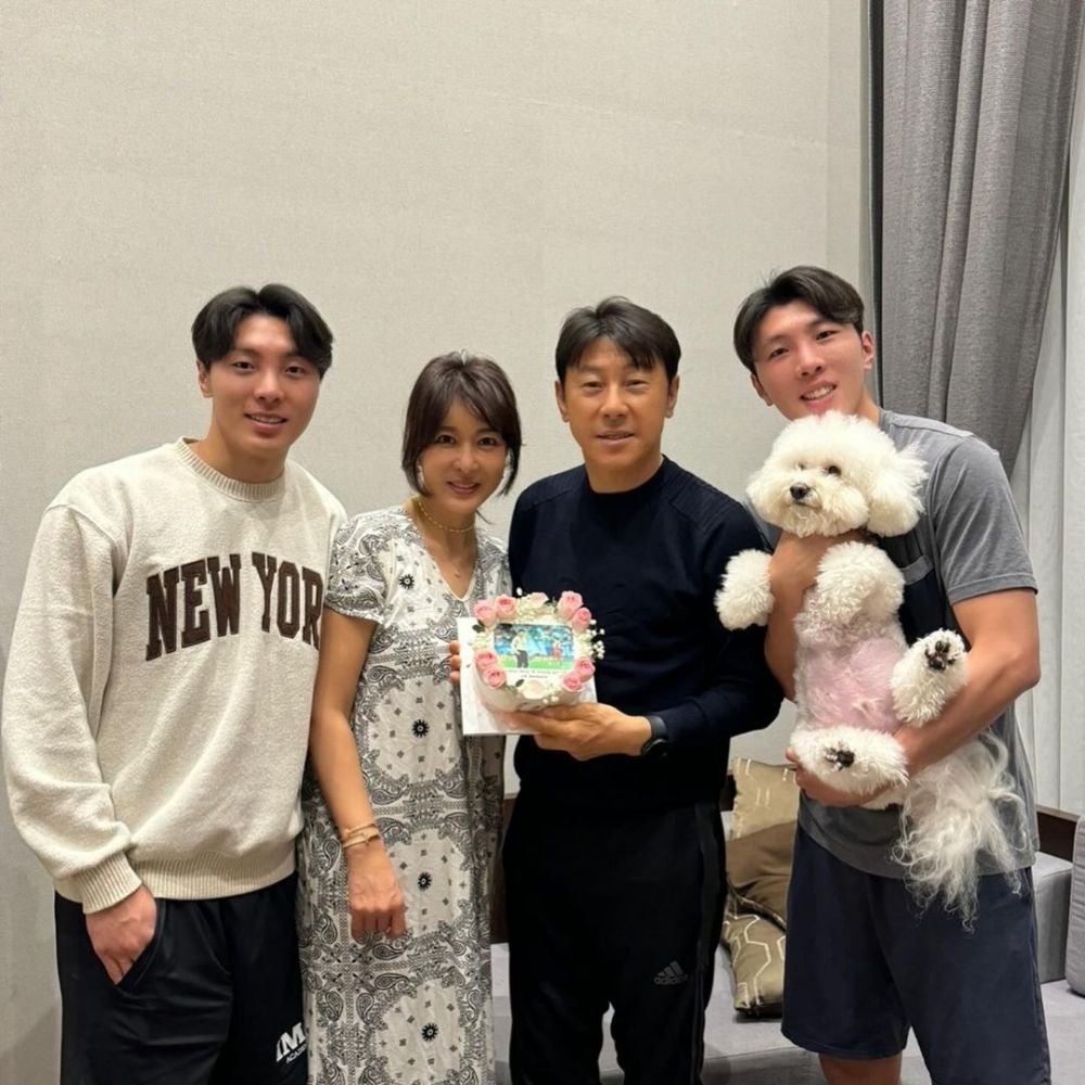 Shin Tae-yong dan istri © 2024 brilio.net