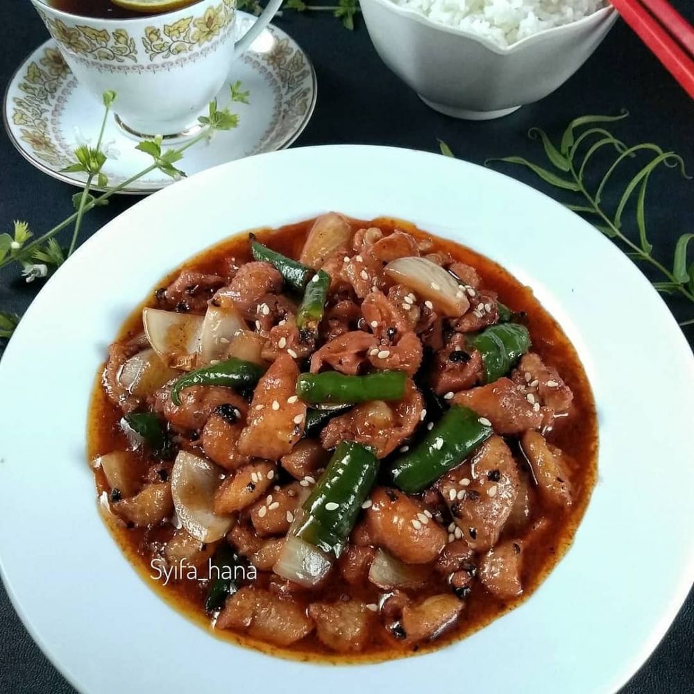 13 Resep tumis kulit ayam paling praktis, gurih, sedap, dan antiamis