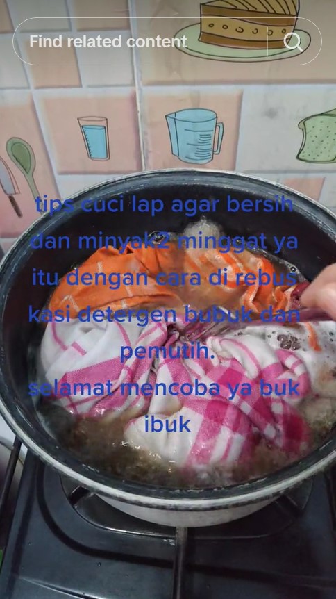 Bukan direbus pakai baking soda, ini trik cuci lap dapur berminyak dan kumal pakai 2 bahan sederhana