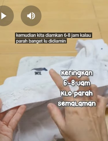 Tak perlu disikat, ini trik hilangkan noda kuning di kerah baju putih pakai tambahan 2 bahan dapur