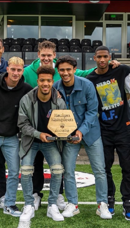 Pesona Nathan tanpa kumis tipis jenggot © TikTok