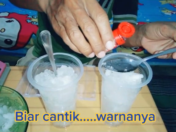 Tanpa dibongkar, cara emak-emak mengubah kipas angin jadi sedingin AC ini cuma pakai 1 bahan dapur