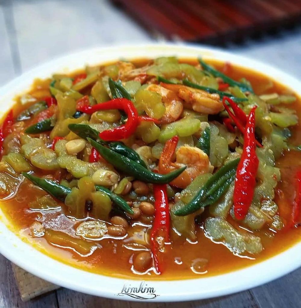 11 Resep olahan pare berkuah segar, praktis, enak, dan tak pahit