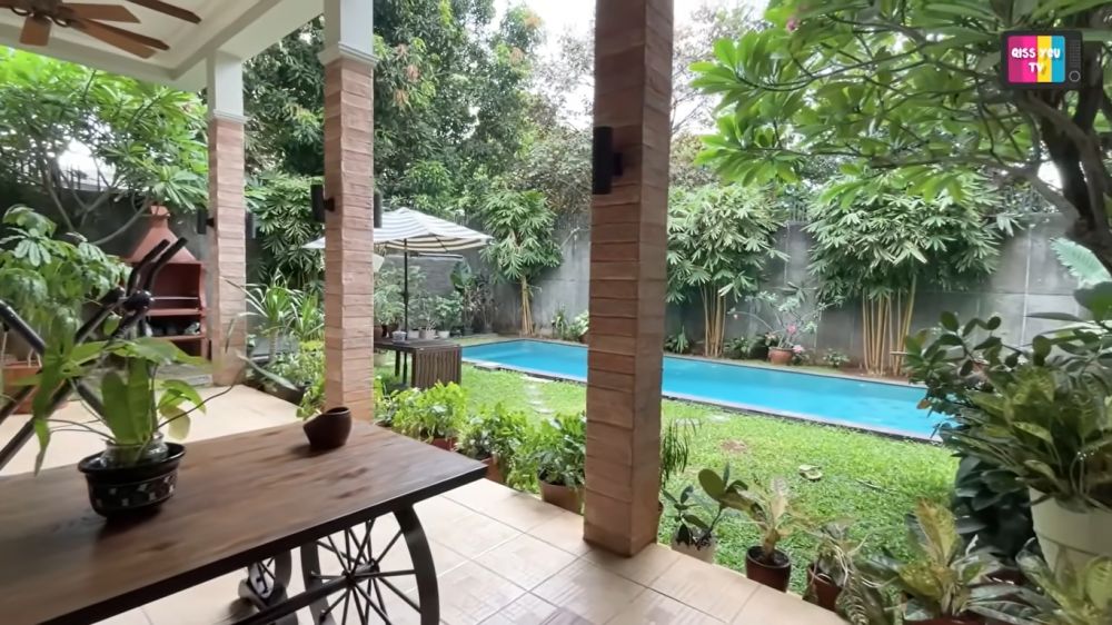 rumah kontrakan rina nose © 2024 brilio.net rumah kontrakan rina nose © 2024 brilio.net