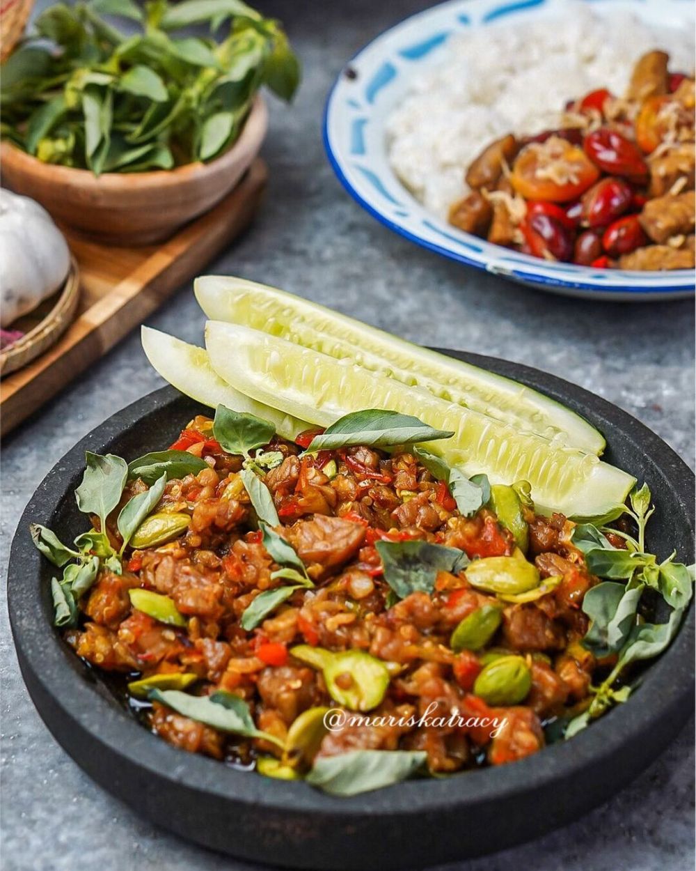 11 Resep tempe kemangi pedas paling sedap, sederhana, enak, dan bikin lahap makan