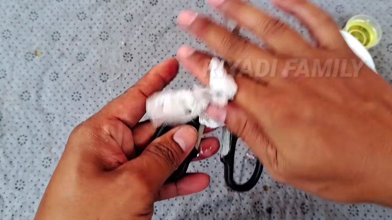 Modal Rp 3.000, begini cara menajamkan gunting lama yang sudah tumpul cuma tambah 1 bahan dapur