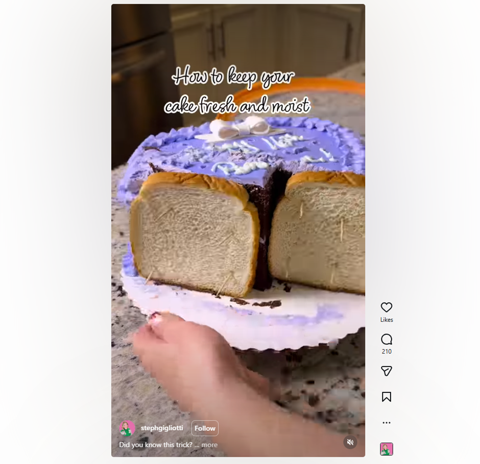 Bye-bye cake seret! Ini langkah simpan kue sisa potongan tetap lembut maksimal pakai roti tawar