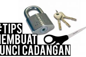 Cara mudah dan simpel bikin duplikat kunci gembok,  mudah loh.