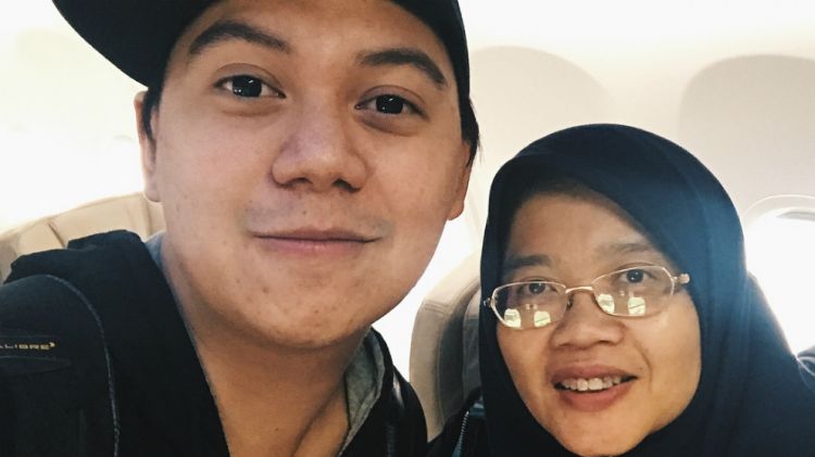 Kisah Pengalaman Chandra Liow Menjadi Saksi Kelahiran Bayi di Pesawat