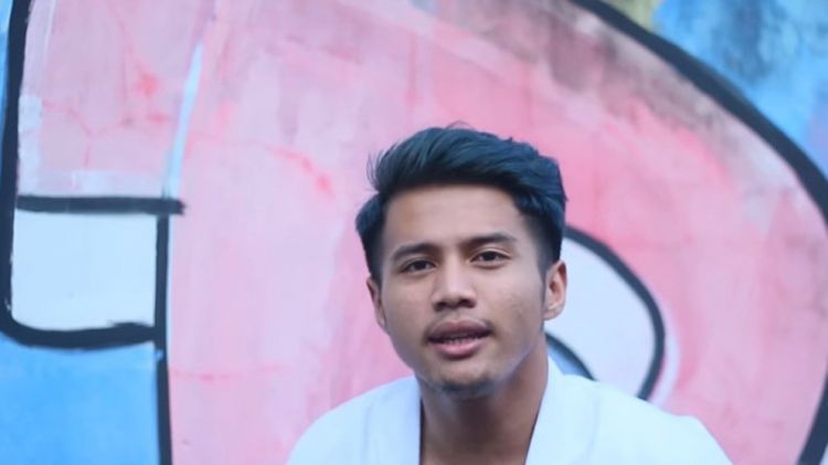 5 Cover Lagu "I Feel It Coming" yang Bisa Bikin Badan Bergoyang
