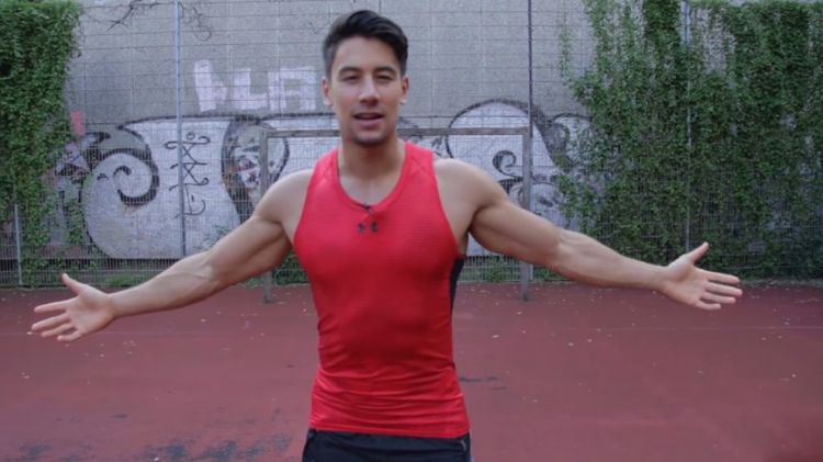 VIDEO: Mudah! Latihan Hanya 7 Menit Untuk Membentuk Otot Triceps
