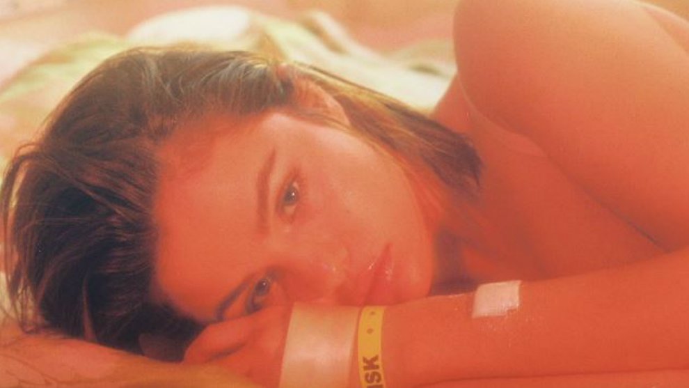 Sudah Move On, Hacker Iseng Unggah Foto Mantan di Akun Selena Gomez