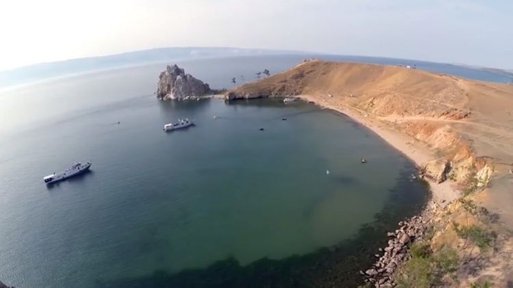 Wow! Inilah 10 Danau yang Memiliki Kedalaman Sangat Luar Biasa