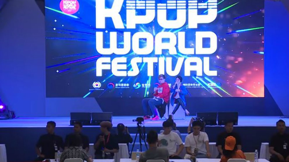 Diberi Buket Bunga Oleh Jimin 'BTS', Tiffani Afifa Bikin Baper K-Popers Indonesia!