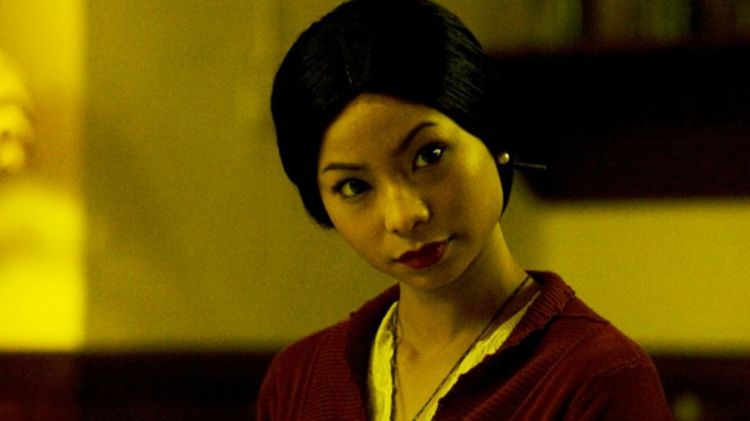 Demi Totalitas Peran, 6 Seleb Ini Ubah Drastis Penampilan!