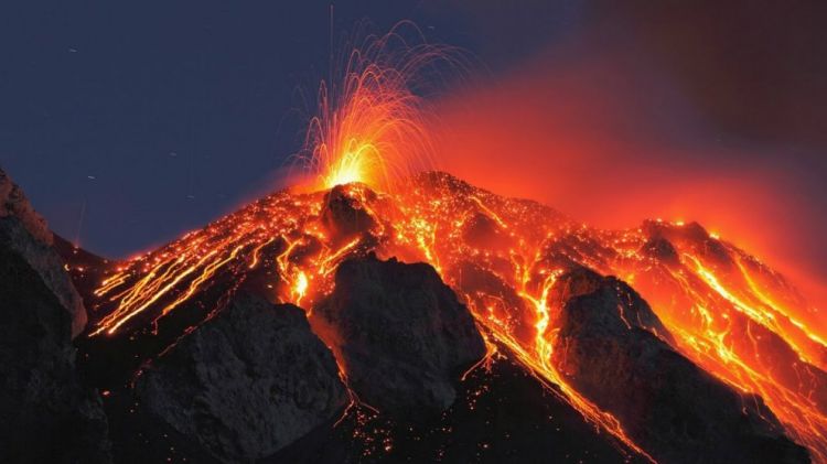 Inilah Tanda Mistis yang Dipercaya Gunung Agung Segera Meletus