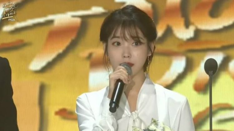 Bikin Haru Pidato IU Kenang Jonghyun di Golden Disc Awards 2018