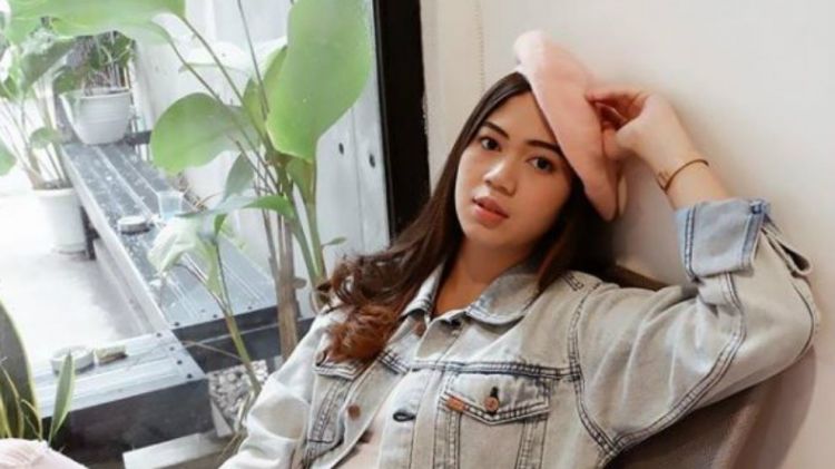 Inspirasi OOTD Hits Ala Fiani Adila Untuk Hangout Bareng Teman!